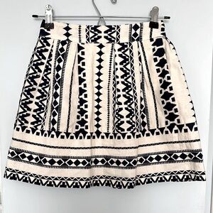 NWOT Hitons Navy and Of White Pleated Skater Mini Skirt